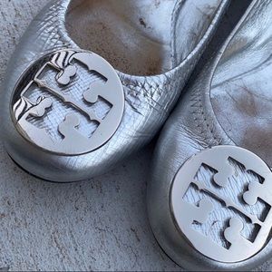 Tory Burch Reva Flat